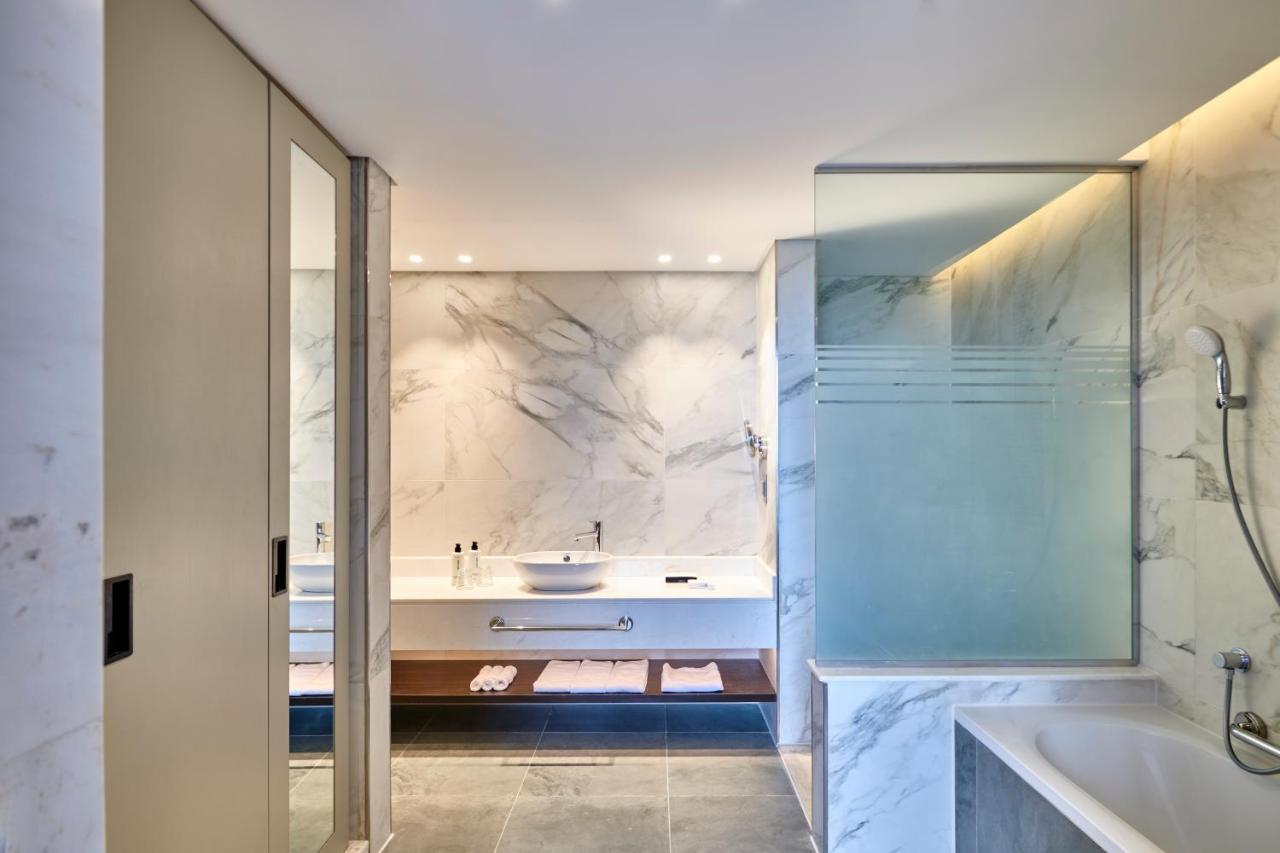 Crowne Plaza - West Cairo Arkan By Ihg 6th of October City Ngoại thất bức ảnh Bathroom