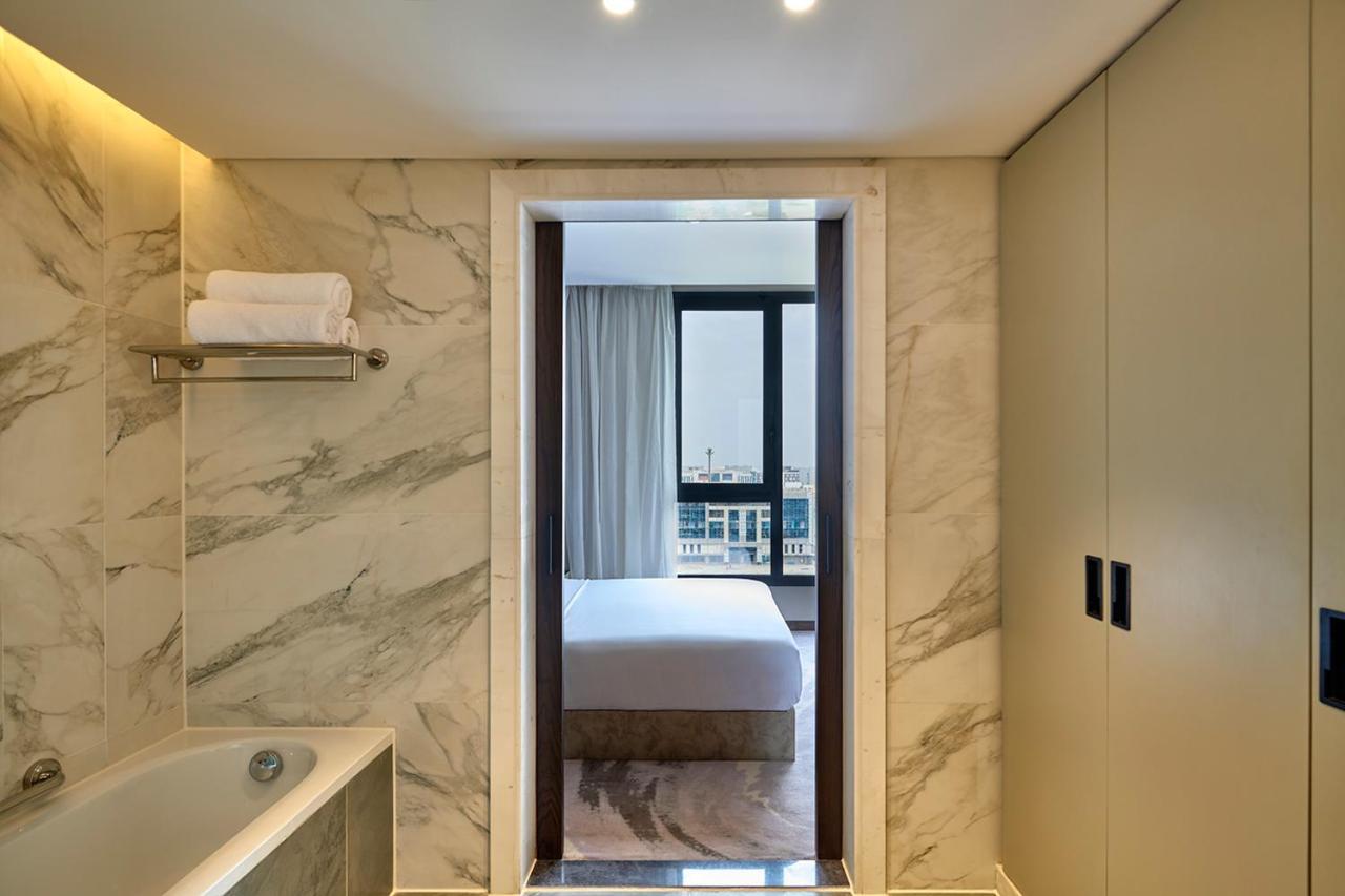 Crowne Plaza - West Cairo Arkan By Ihg 6th of October City Ngoại thất bức ảnh Bathroom